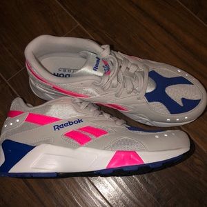 Reebok Aztrek Sneakers